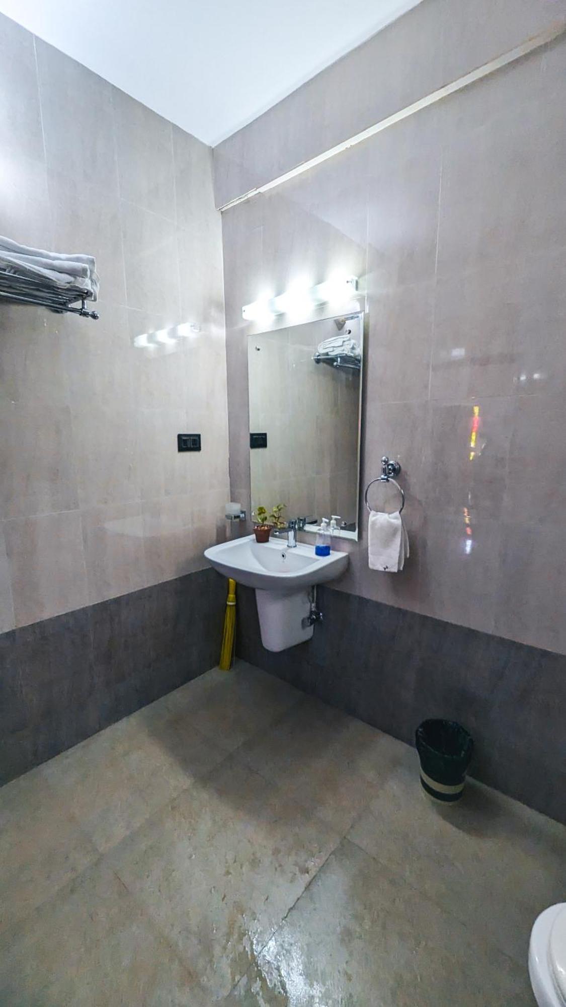 The First House By V3Homestay 4Bhk Private Pool Calangute Exterior photo