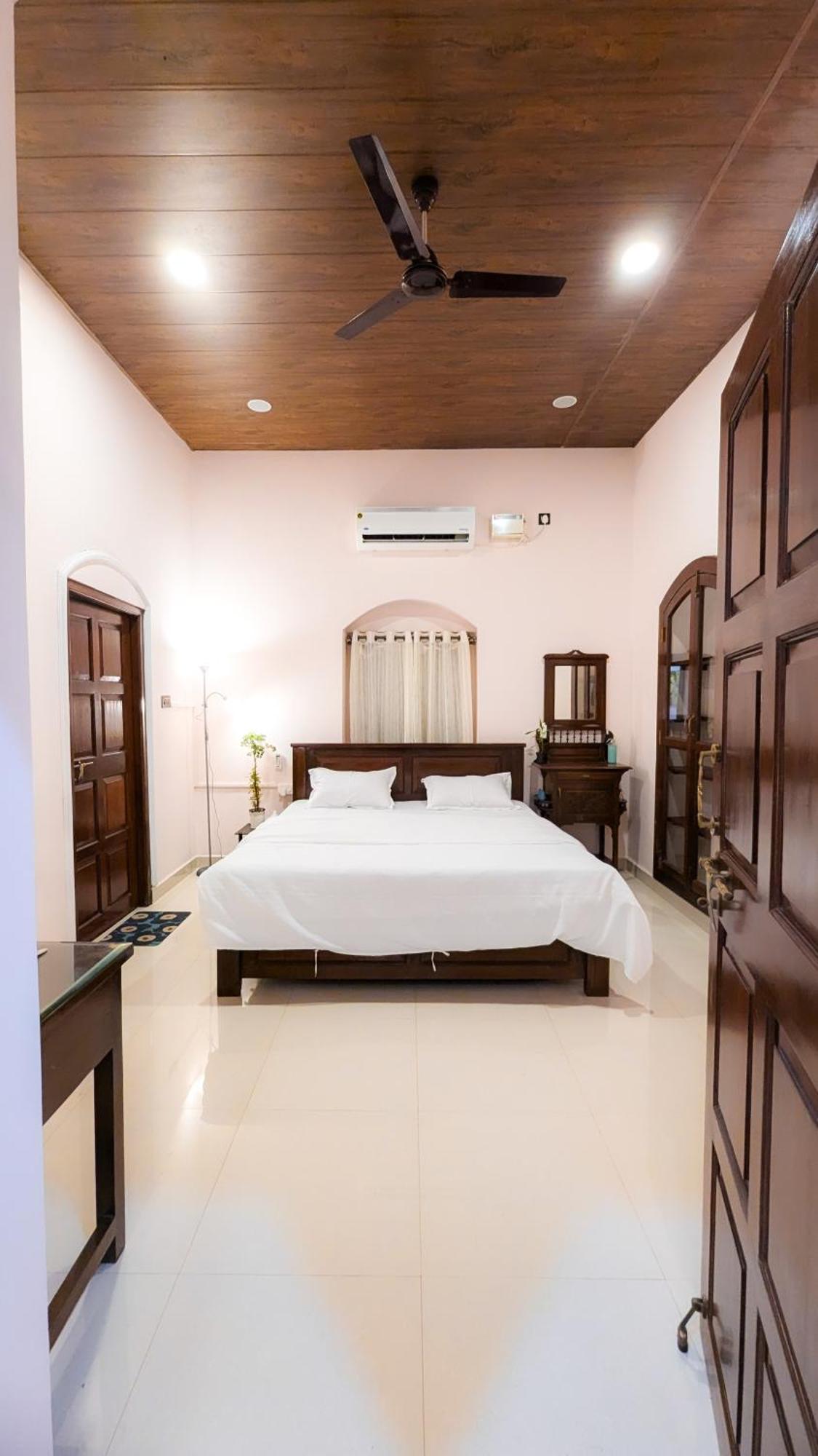 The First House By V3Homestay 4Bhk Private Pool Calangute Exterior photo